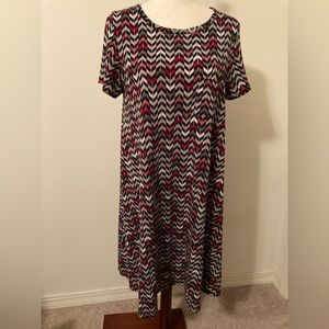 LuLaRoe. Carly High-Low Patterned Dress. Size M